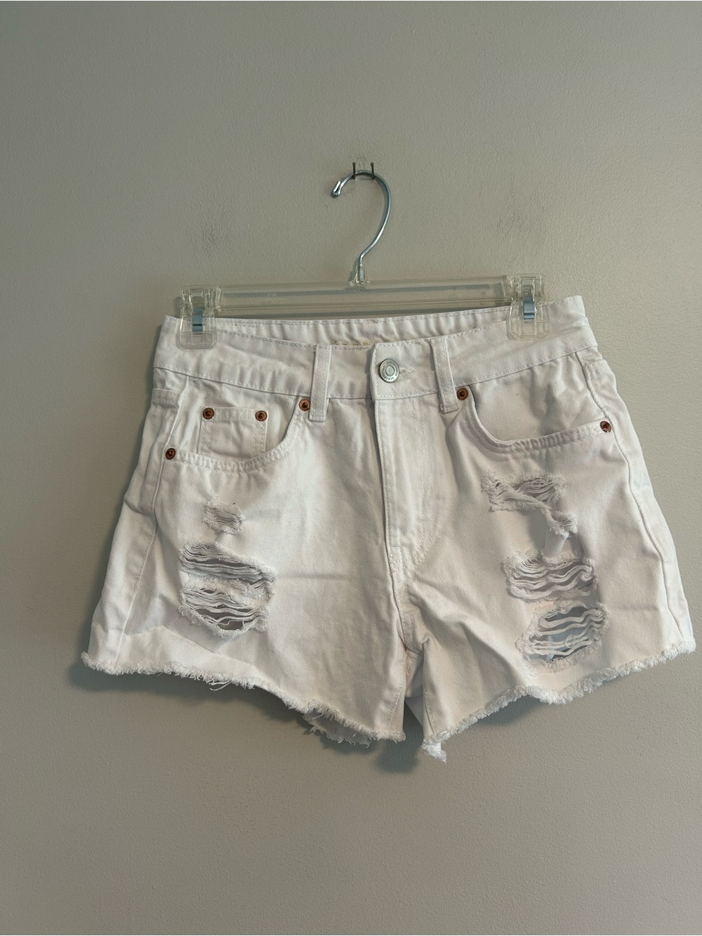 Aeropostale 0 White Distressed Denim mom style Shorts